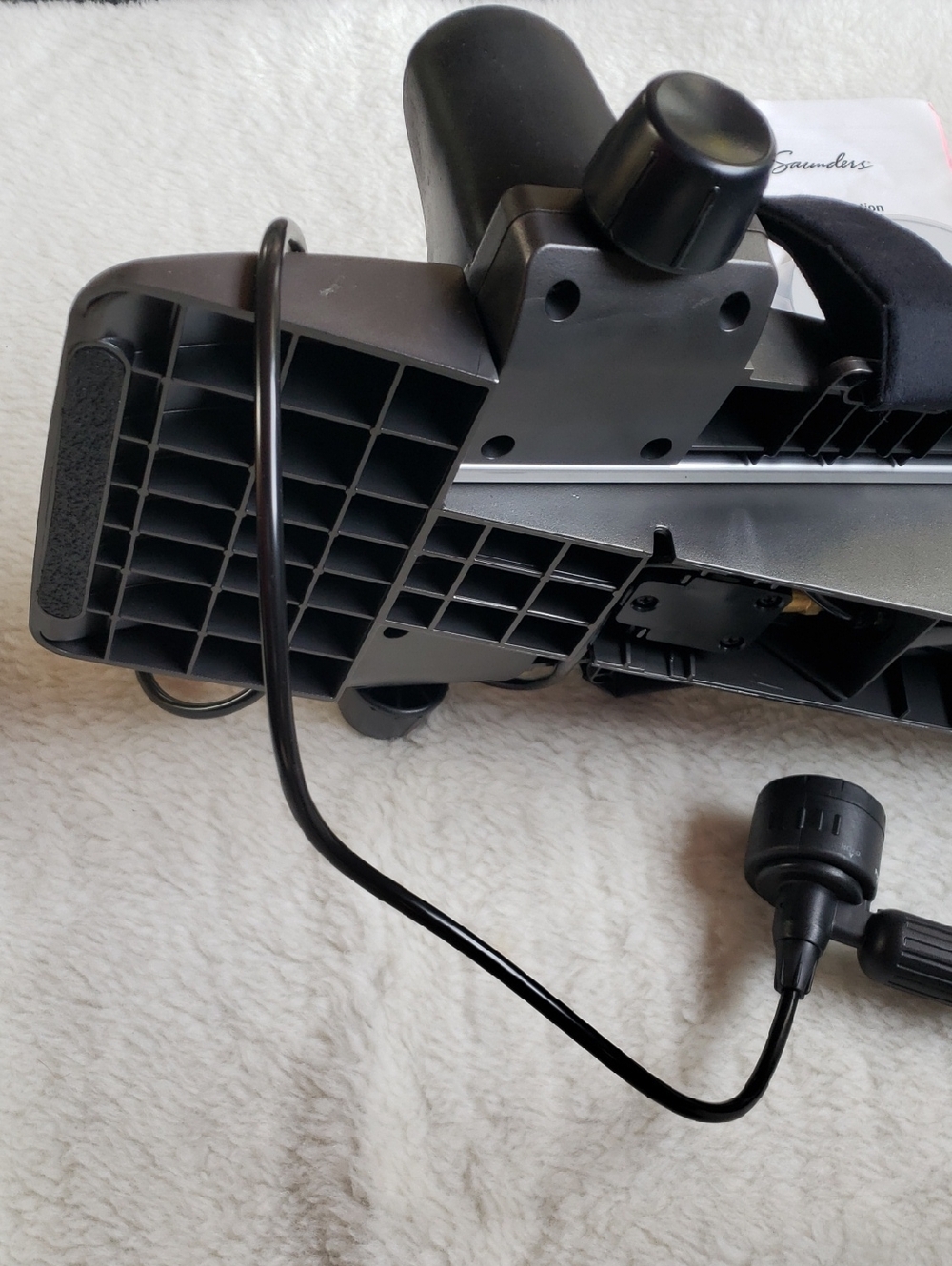 Saunders Cervical Traction Device - Black & Silver - Picture 3 of 5